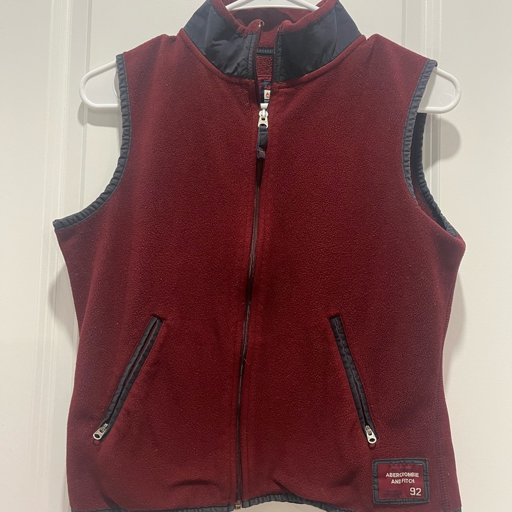 Abercrombie & Fitch Burgundy Fleece Vest